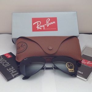 Ray-Ban Sunglasses W3235 55 Black Frame Green Lens
